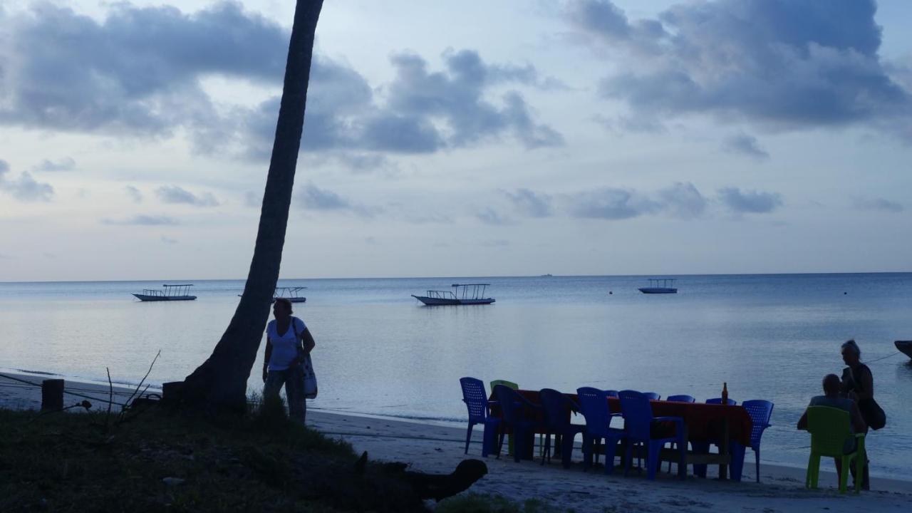 Afro Whale Shark Safari Bed and Breakfast Kilindoni Buitenkant foto
