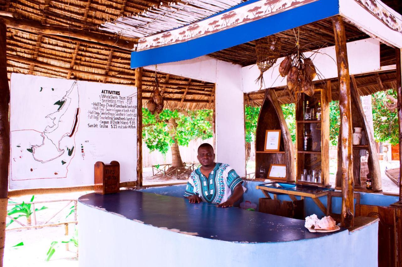 Afro Whale Shark Safari Bed and Breakfast Kilindoni Buitenkant foto