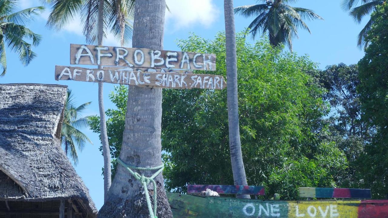 Afro Whale Shark Safari Bed and Breakfast Kilindoni Buitenkant foto